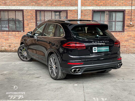 Porsche Cayenne S E-Hybrid 3.0 V6 Sport-Chrono 416PS 2015 (Original-NL), GP-059-N