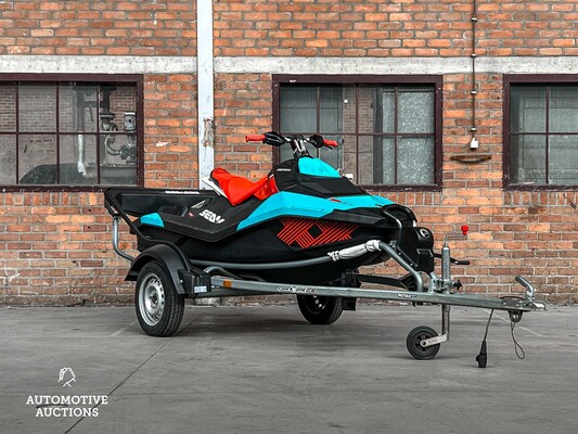 Seadoo Spark TRIXX Wasserfahrzeug 90PS 899ccm 2018