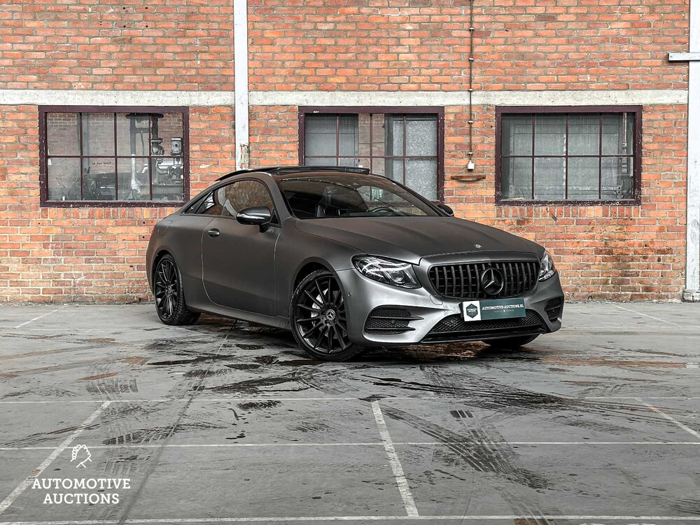 Mercedes-Benz E220d Coupé AMG 194PS 2017 E-Klasse, SV-729-T