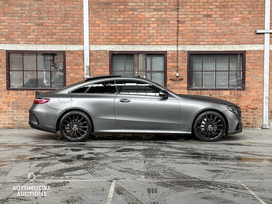 Mercedes-Benz E220d Coupé AMG 194hp 2017 E-Class, SV-729-T