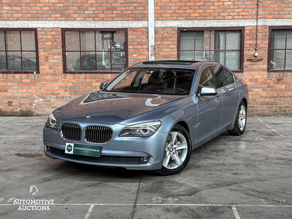 BMW ActiveHybrid7 F04 4.4 V8 465hp 2012