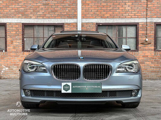 BMW ActiveHybrid7 F04 4.4 V8 465hp 2012