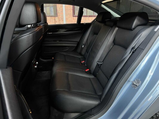 BMW ActiveHybrid7 F04 4.4 V8 465hp 2012