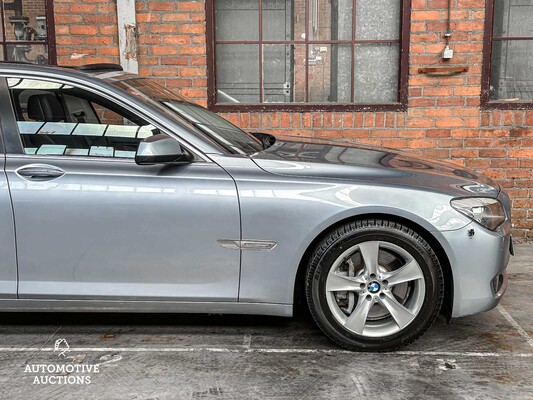 BMW ActiveHybrid7 F04 4.4 V8 465pk 2012