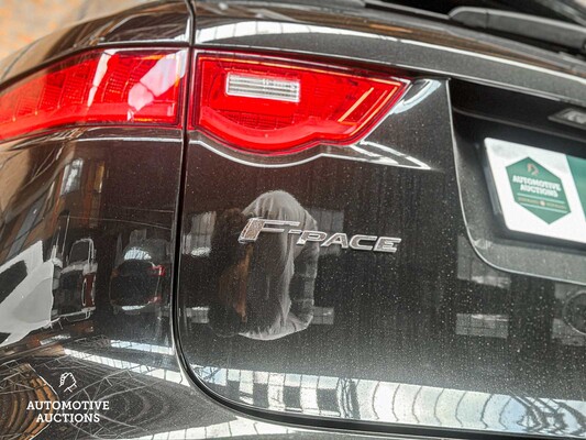 Jaguar F-PACE 2.0t AWD Pure R-Sport 250pk 2019 (Origineel-NL), ZG-728-K