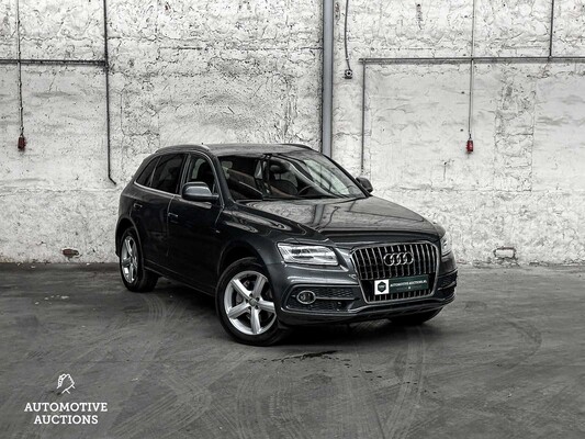 Audi Q5 3.0 TDI quattro S Edition 245pk 2012, HX-912-T