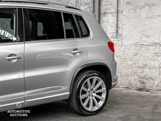 Volkswagen Tiguan 2.0 TSI Sport&St.4M 170PS 2010 -Fertigmodell NL-, 21-KJR-3