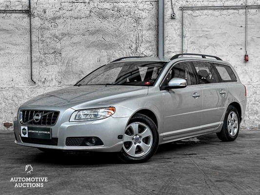 Volvo V70 2.0 Summum 145hp 2010, 01-ZSR-9