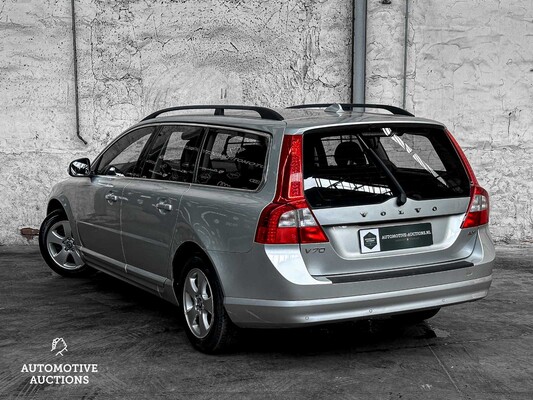 Volvo V70 2.0 Summum 145hp 2010, 01-ZSR-9