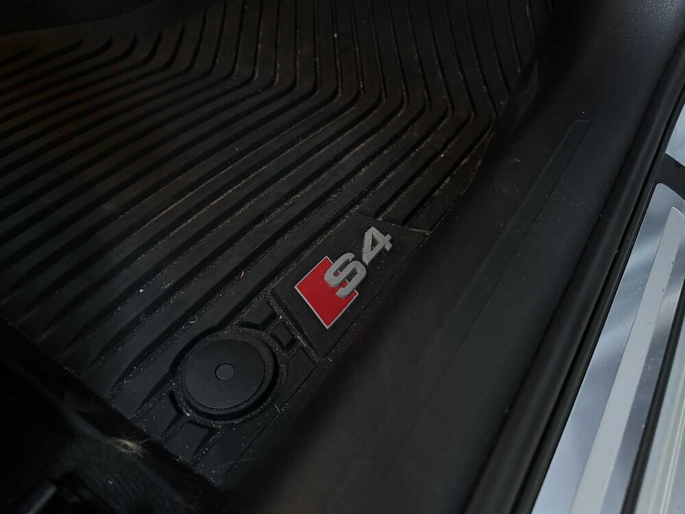 Audi A4 Avant 1.8 TFSI Pro Line Business 170pk 2012, T-172-VD