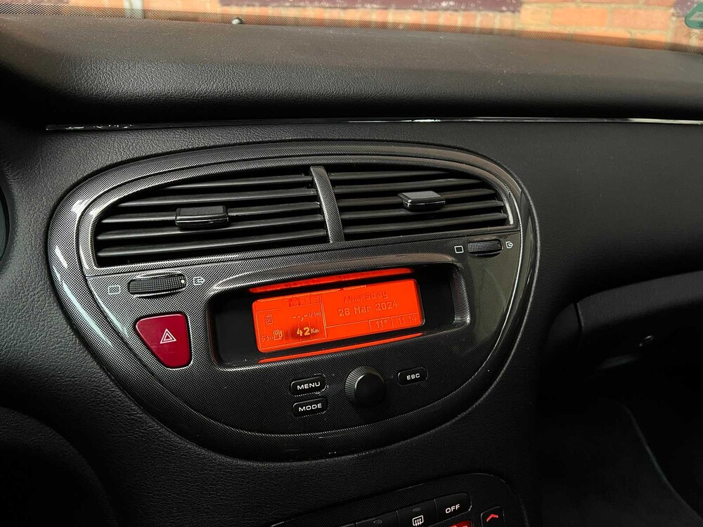 Peugeot 607 2.2-16V 158pk 2002 -Orig. NL-, 06-JZ-GB -Automaat-