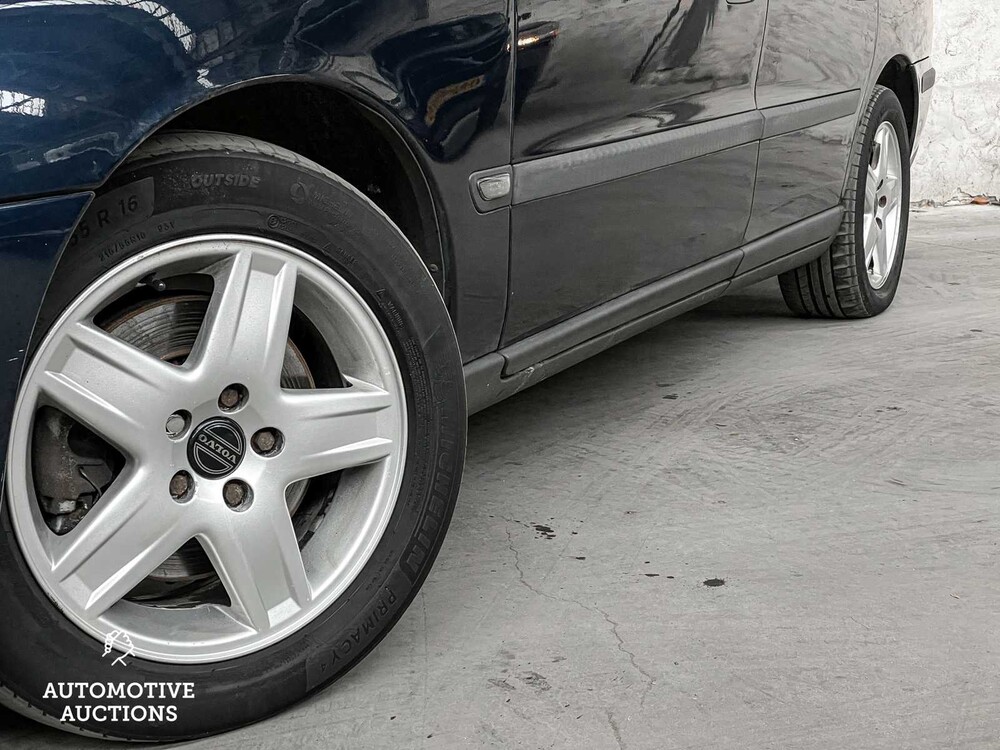 Volvo V70 2.4 T Comfort Line 200pk 2000 -Orig. NL-, 49-FT-FT