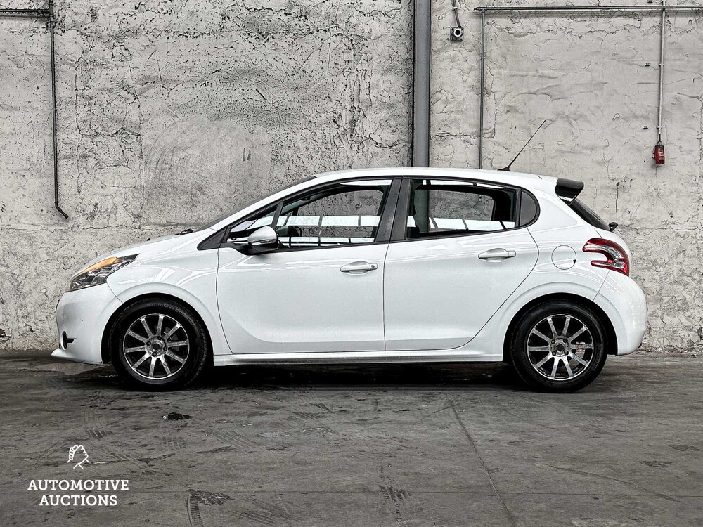Peugeot 208 1.4 e-HDi Active 68pk 2012 (Origineel-NL), 86-XHN-2