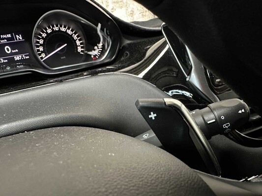 Peugeot 208 1.4 e-HDi Active 68hp 2012 (Original-UK), 86-XHN-2