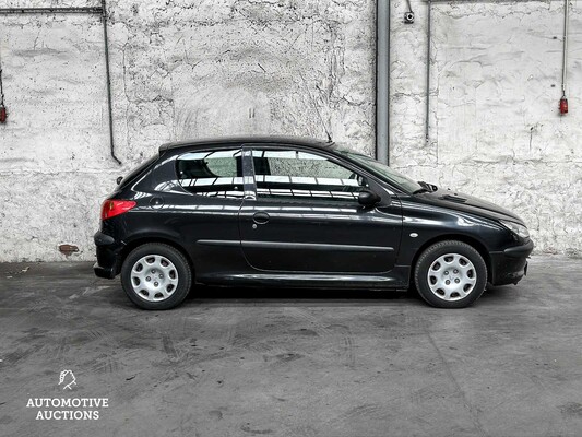 Peugeot 206 1.4 HDI Pop' Art 68hp 2004 -Fertigmodell NL, 08-PP-US