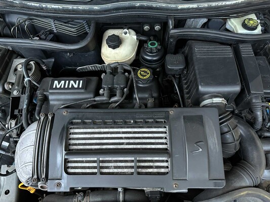 Mini Cooper S 1.6 163hp 2002, 98-PJ-XF