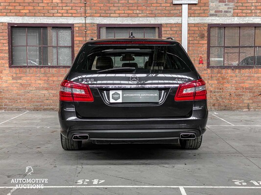 Mercedes-Benz E350 AMG Estate Designo Avantgarde 3.5 V6 E-Class 306HP MY-2013