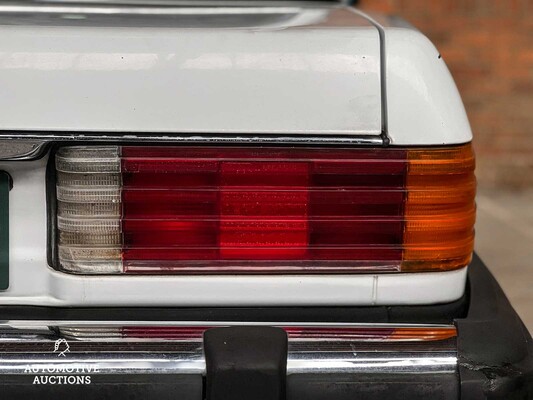 Mercedes-Benz 560 SL V8 231hp 1986 SL-Class Youngtimer