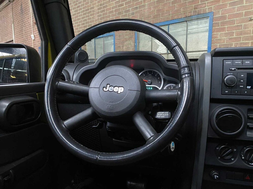 Jeep Wrangler Unlimited 3.8 V6 200hp Sahara 2007 -Youngtimer-