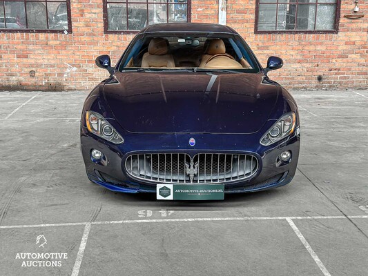 Maserati GranTurismo S 4.7 V8 440pk 2012