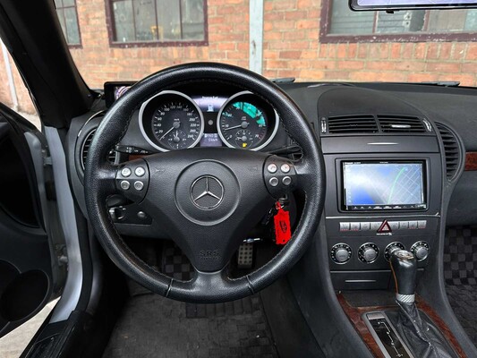 Mercedes-Benz SLK350 3.5 V6 272hp 2005 AIRSCARF Youngtimer