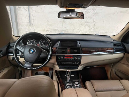 BMW X5 xDrive48i High Executive 355hp 2007 (Original-NL), 02-XB-HG