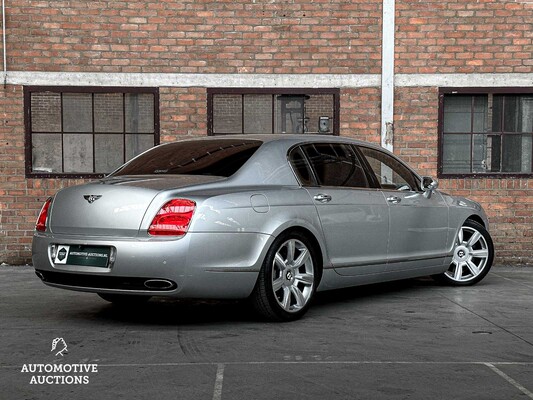 Bentley Continental Flying Spur 6.0 W12 560pk 2005 Youngtimer