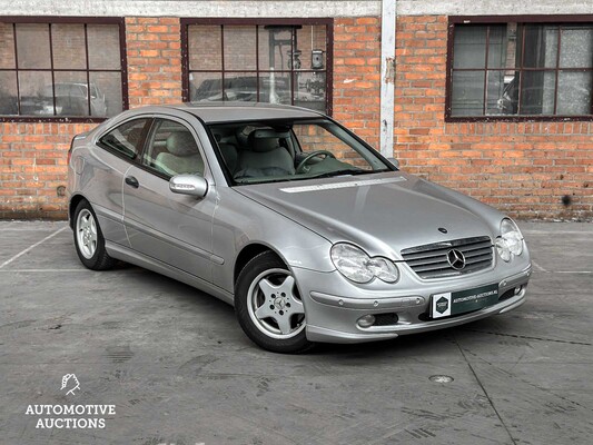 Mercedes-Benz C200 K Sport Coupé 163hp 2002 C-Class, NT-191-G Youngtimer