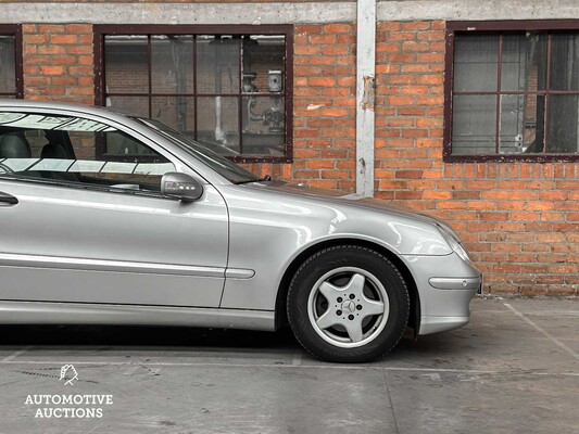 Mercedes-Benz C200 K Sportcoupé 163pk 2002 C-klasse, NT-191-G Youngtimer