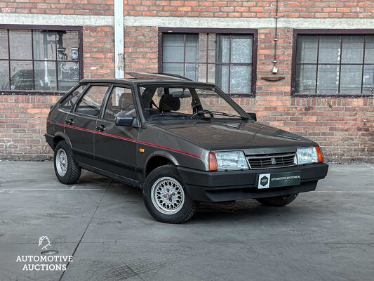 Lada Samara 21093 KAT Exclusive Edition 75pk 1988