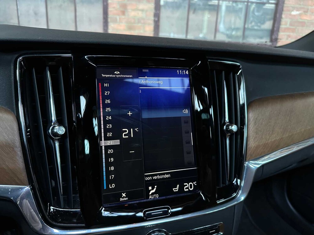 Volvo V90 2.0 T5 Inscription (Original-NL + 1. Besitzer) 250PS 2017, RK-960-T