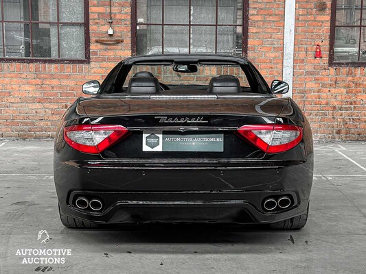 Maserati GranCabrio 4.2 V8 402pk 2010