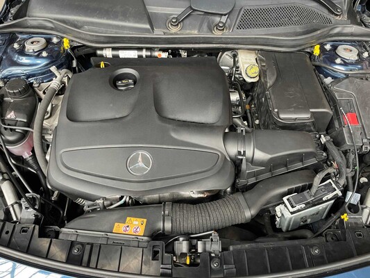 Mercedes-Benz GLA250 Business 211hp 2020 GLA Class, S-403-KJ