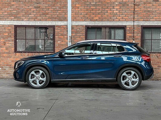 Mercedes-Benz GLA250 Business 211hp 2020 GLA Class, S-403-KJ