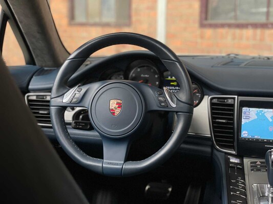 Porsche Panamera Turbo 4.8 V8 500PS 2010