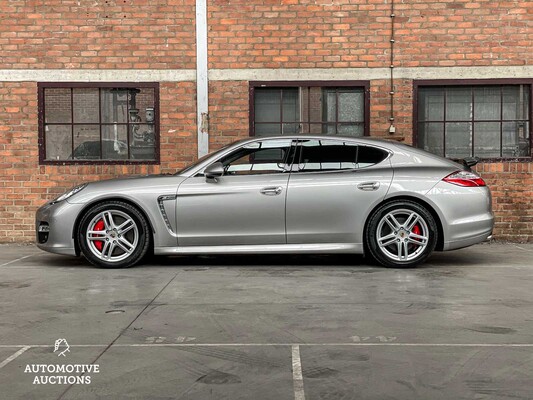 Porsche Panamera Turbo 4.8 V8 500pk 2010