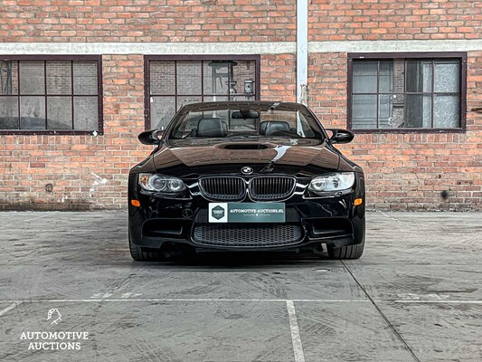 BMW M3 E93 4.0 V8 420pk 2013 DCT