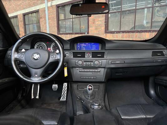 BMW M3 E93 4.0 V8 420PS 2013 DCT