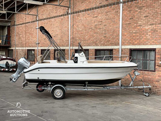 Barqa Q17 Console Boat 15hp 2021