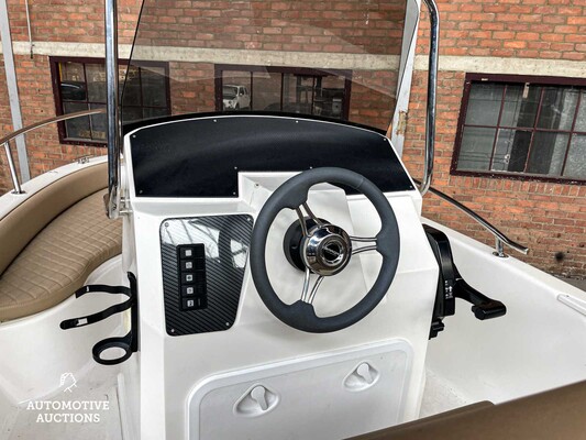 Barqa Q17 Console Boat 15hp 2021