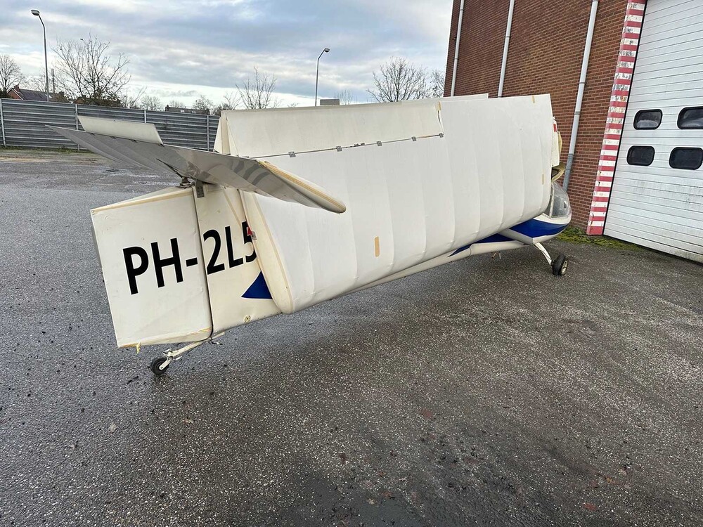Albatros AE 209 ultra light Propellor vliegtuig met Rotax 582 bombardier v.v maatwerk trailer 