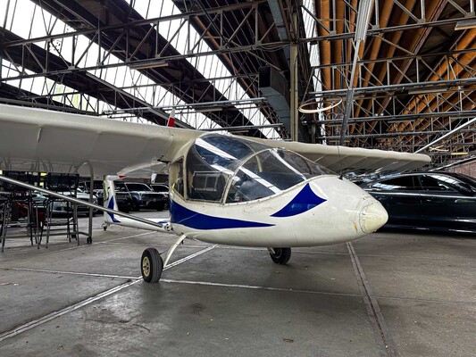 Albatros AE 209 ultra light Propellor vliegtuig met Rotax 582 bombardier v.v maatwerk trailer 