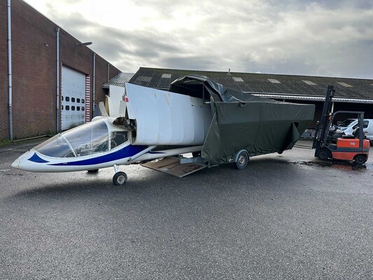 Albatros AE 209 ultra light Propeller airplane with Rotax 582 bombardier v.v custom trailer 