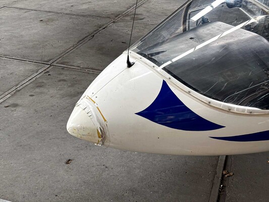 Albatros AE 209 ultra light Propellor vliegtuig met Rotax 582 bombardier v.v maatwerk trailer 