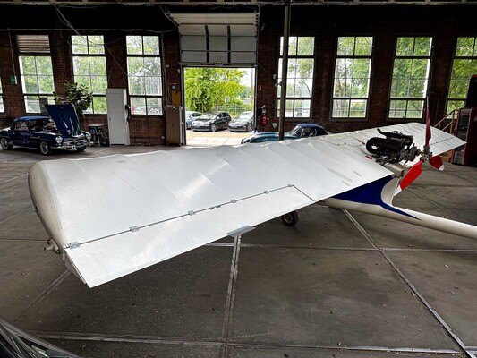 Albatros AE 209 ultra light Propeller airplane with Rotax 582 bombardier v.v custom trailer 