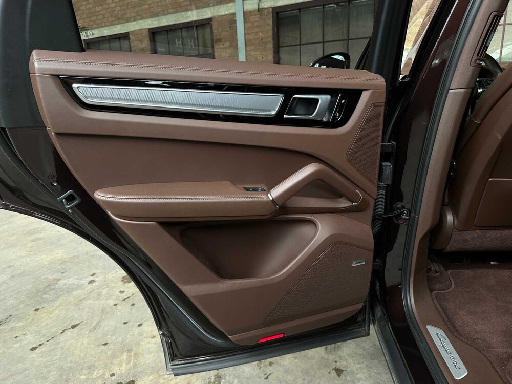 Porsche Cayenne S 2.9 V6 441PS 2018 Sport-Chrono