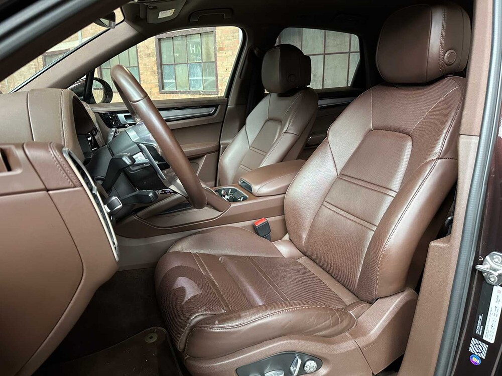 Porsche Cayenne S 2.9 V6 441PS 2018 Sport-Chrono