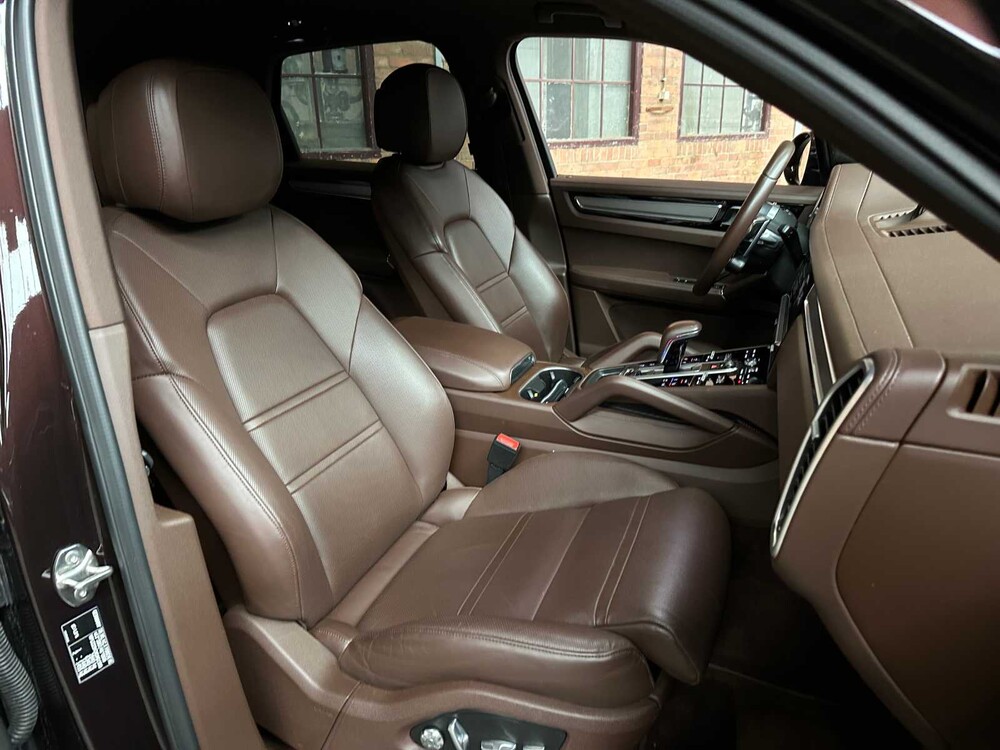 Porsche Cayenne S 2.9 V6 441PS 2018 Sport-Chrono