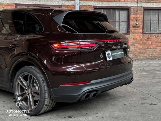 Porsche Cayenne S 2.9 V6 441pk 2018 Sport-Chrono