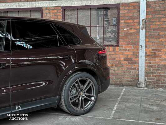 Porsche Cayenne S 2.9 V6 441pk 2018 Sport-Chrono